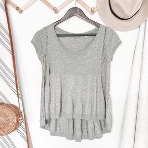 Anthropologie Knitted & Knotted Gray Flowy Tee